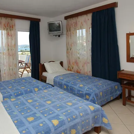 Palmyra M Ammos Apartahotel