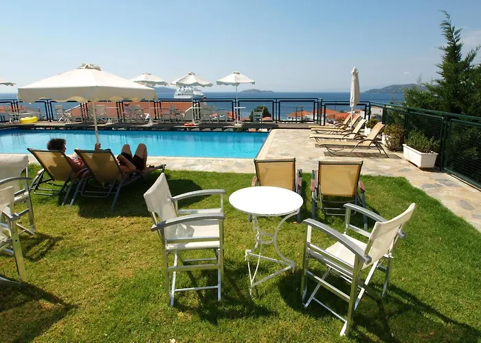 Palmyra M Ammos Aparthotel Skiathos Town