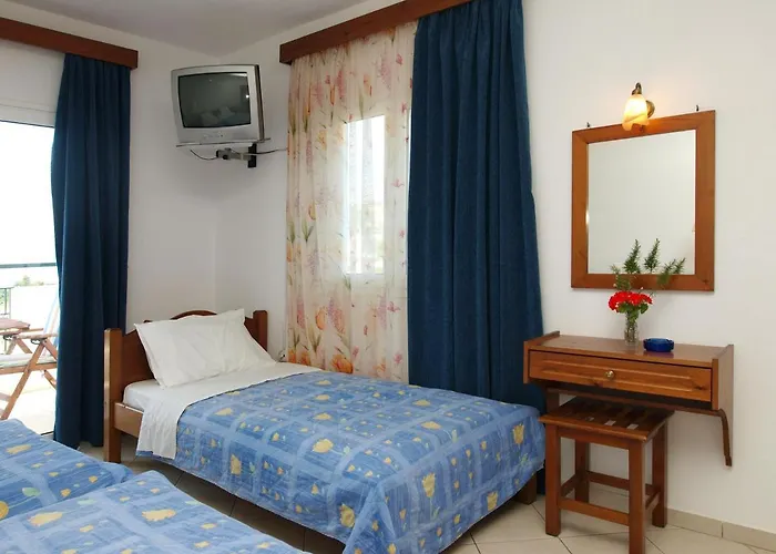 Palmyra M Ammos * Skiathos Town