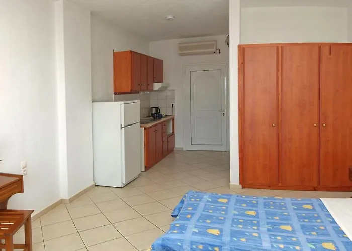 Aparthotel Palmyra M Ammos Skiathos Town